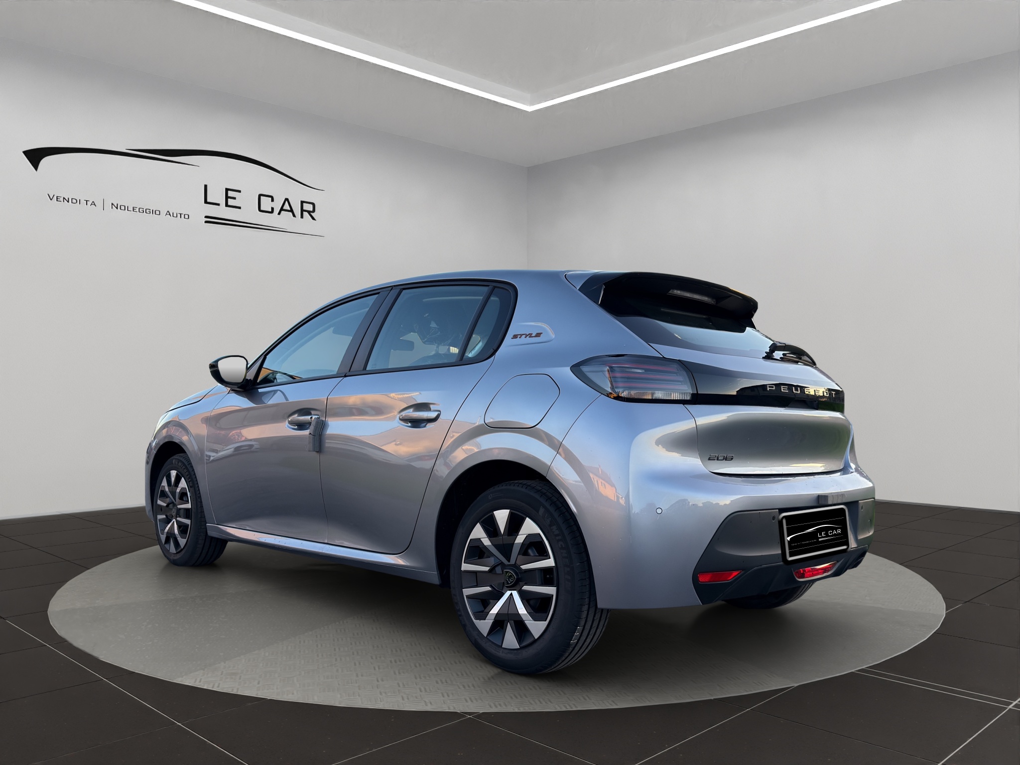 VR3UPHNESS50104UE_04