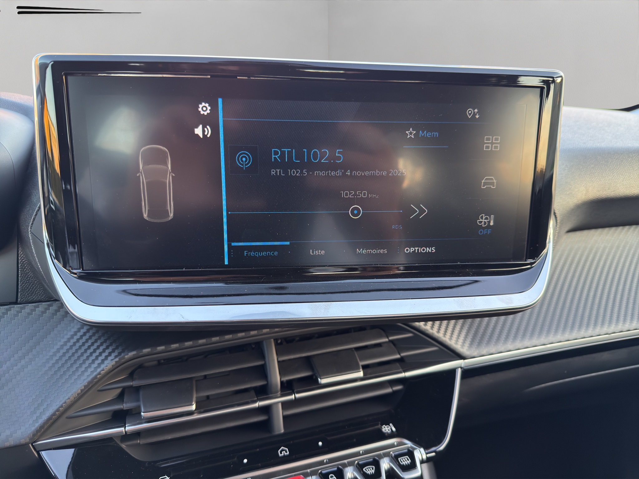 VR3UPHNESS50104UE_16