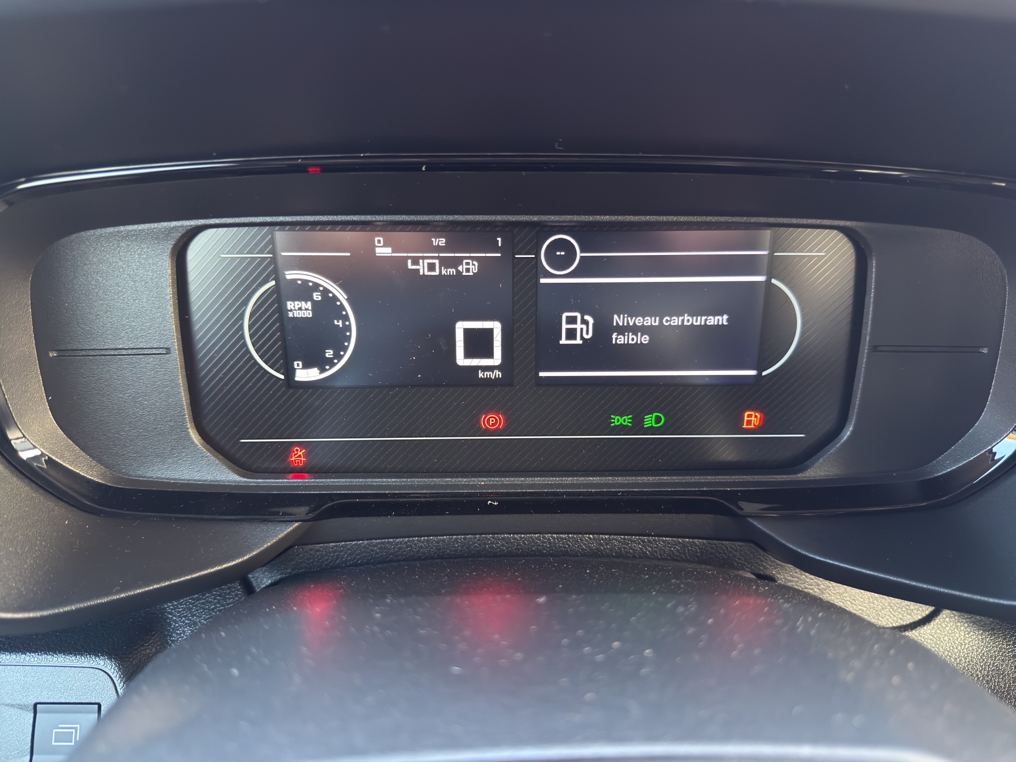 W0VEDYHT9SJ749244_11