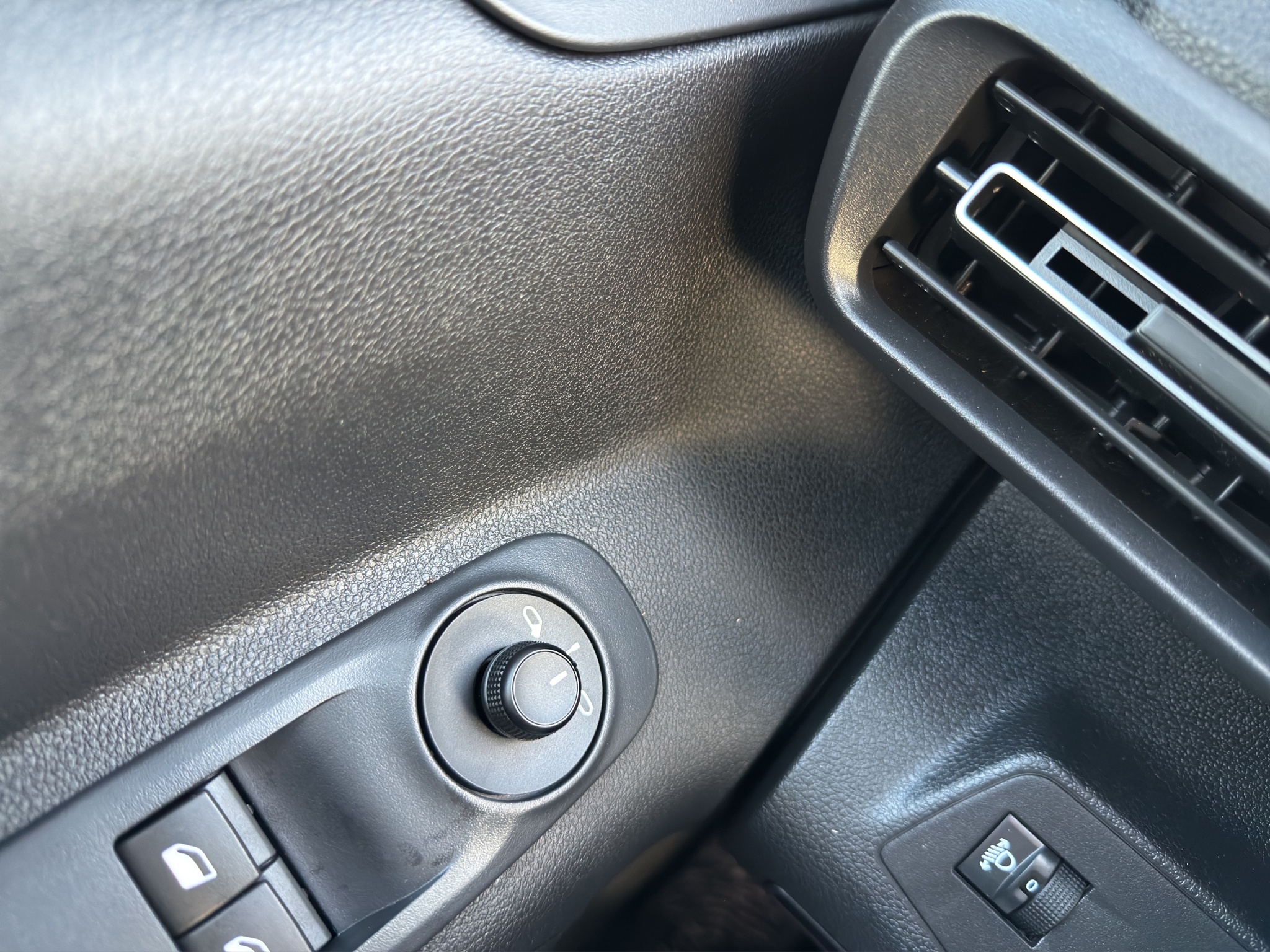 W0VEDYHT9SJ749244_12