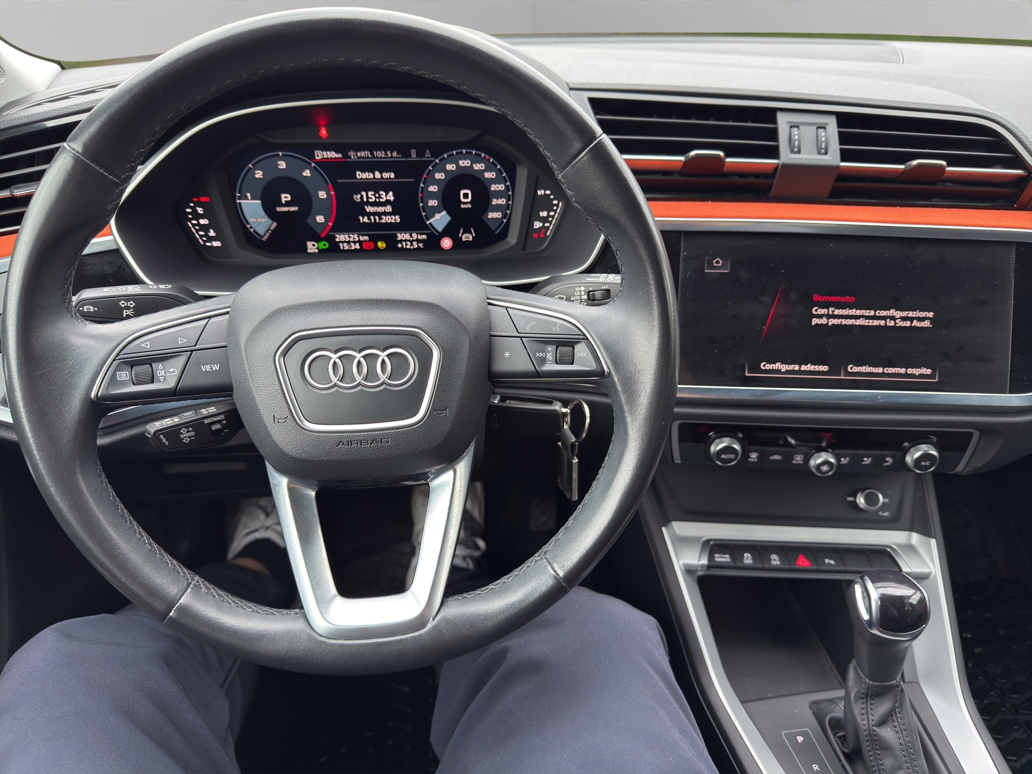 WAUZZZF39P1151990_10