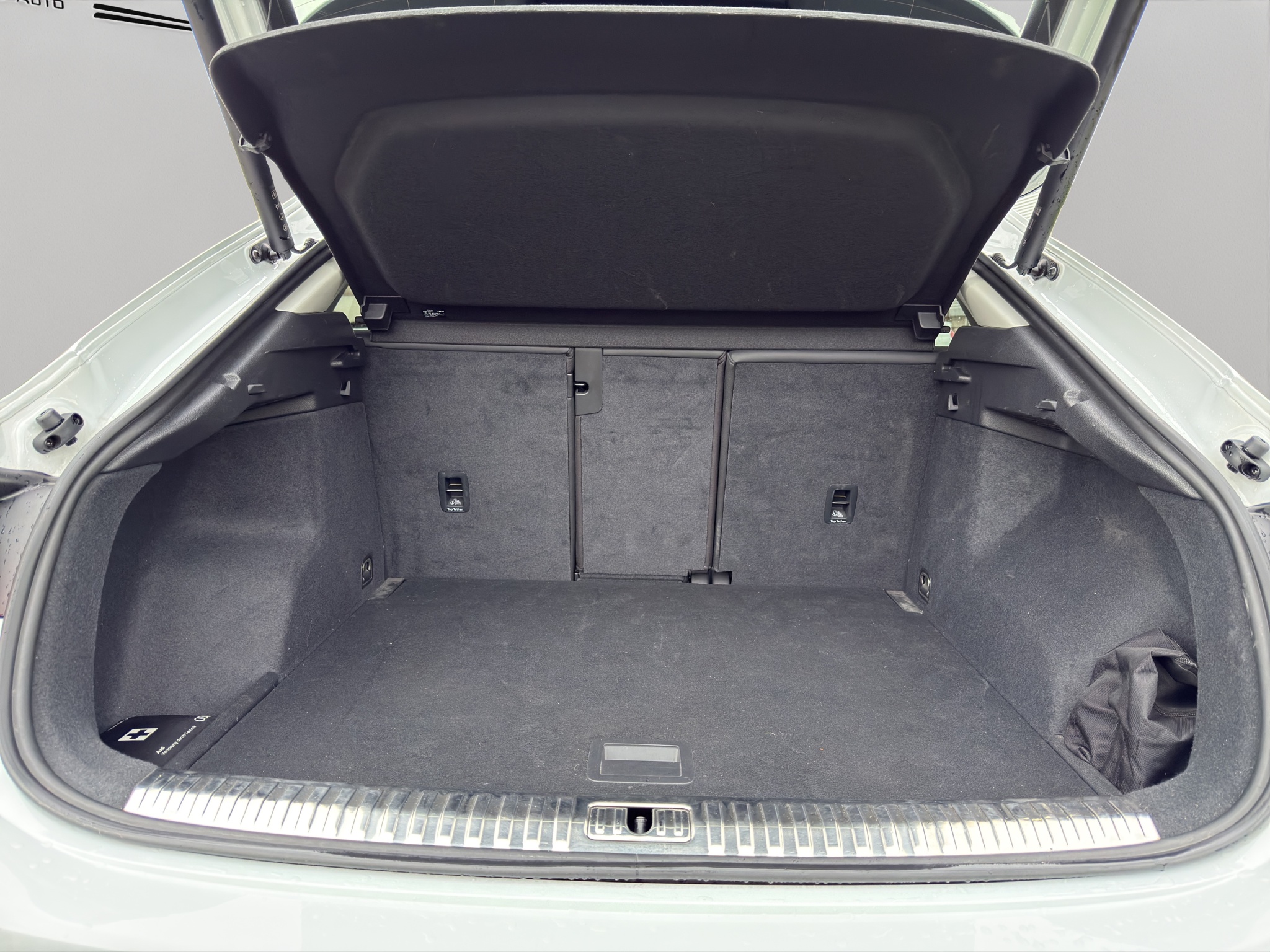 WAUZZZF39P1151990_20