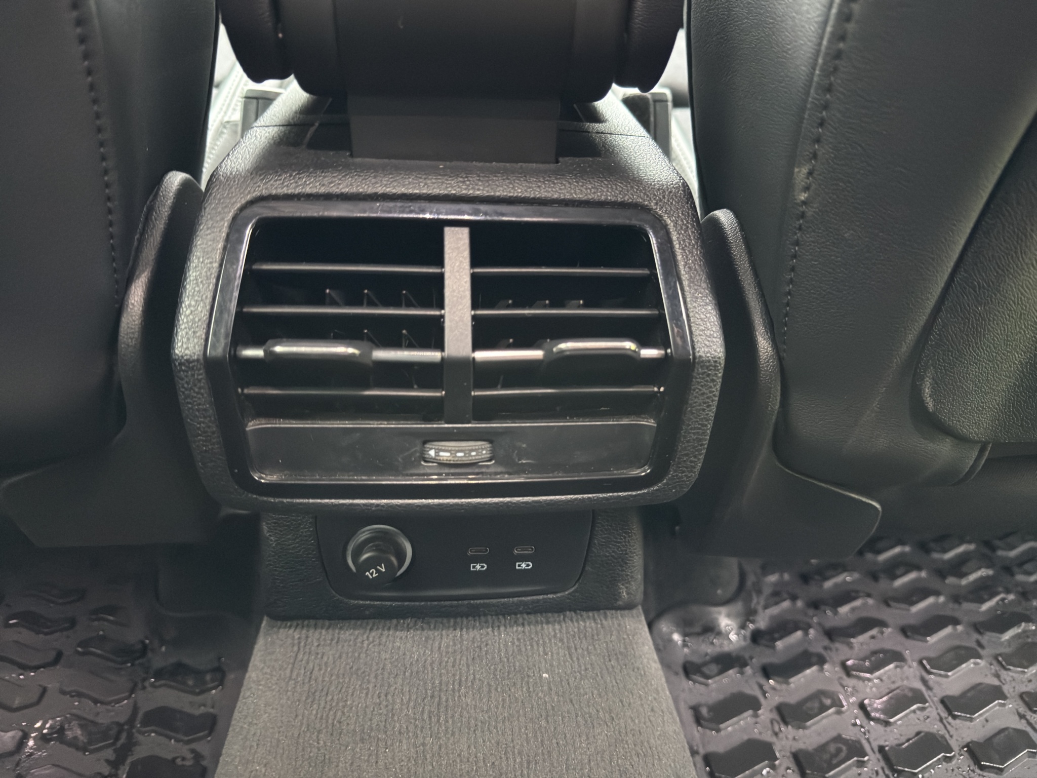 WAUZZZF39P1151990_25