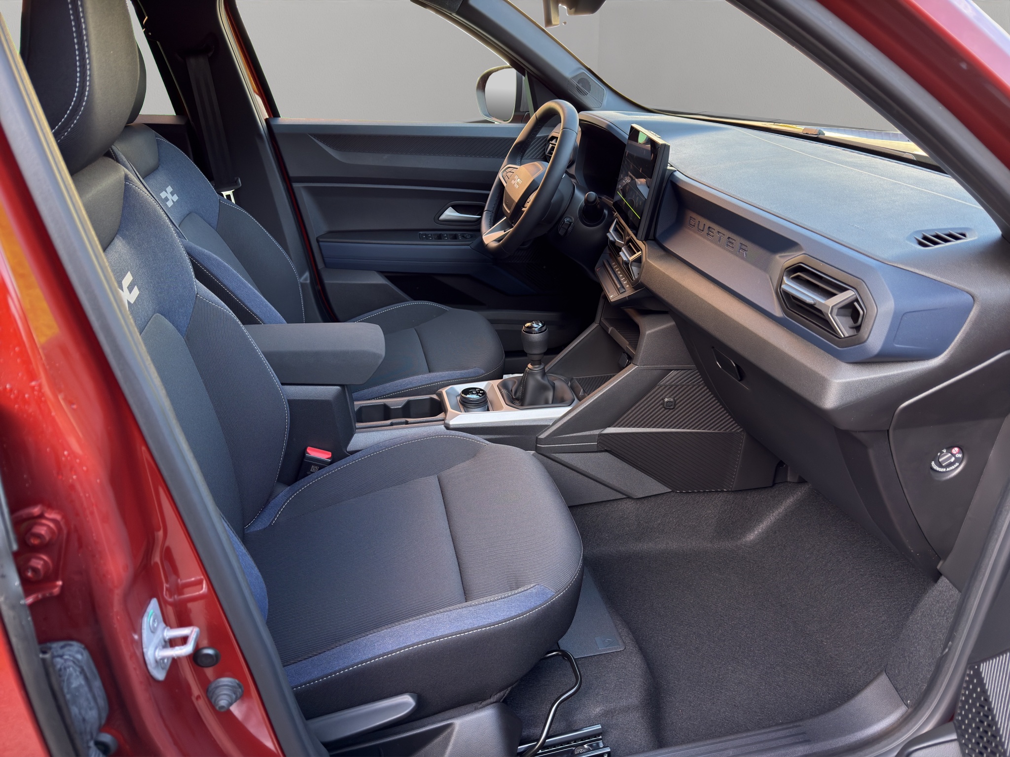 UU1DJF01275126284_18