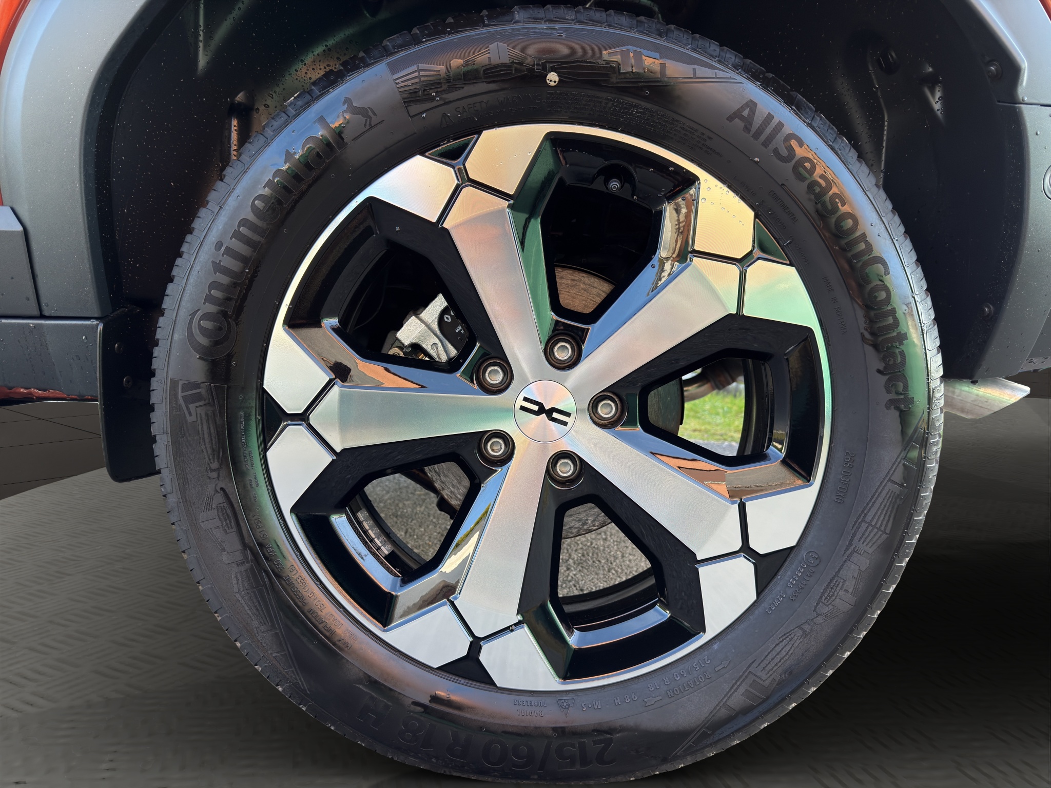 UU1DJF01275126284_22