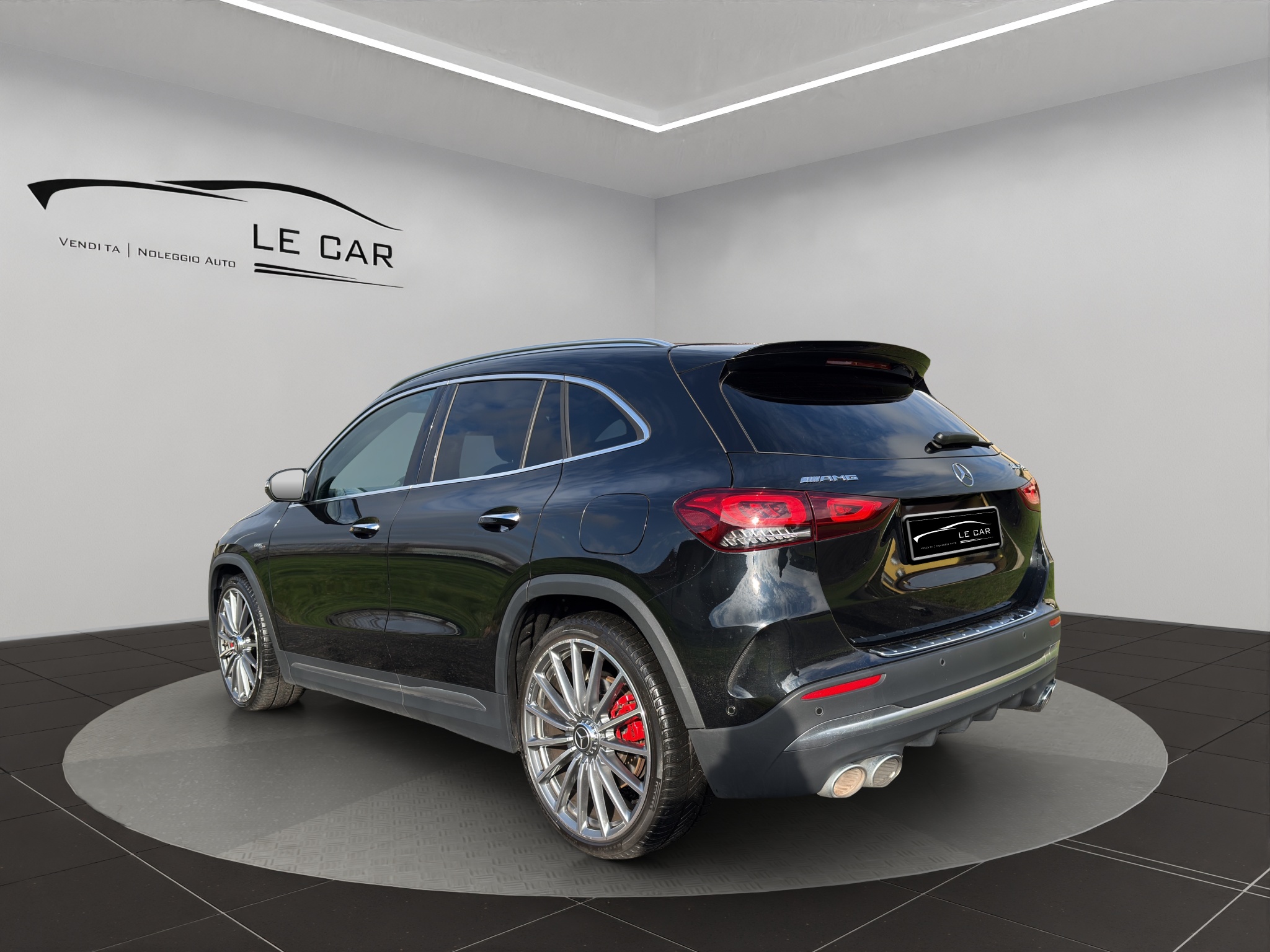 W1N2477541J911390_04