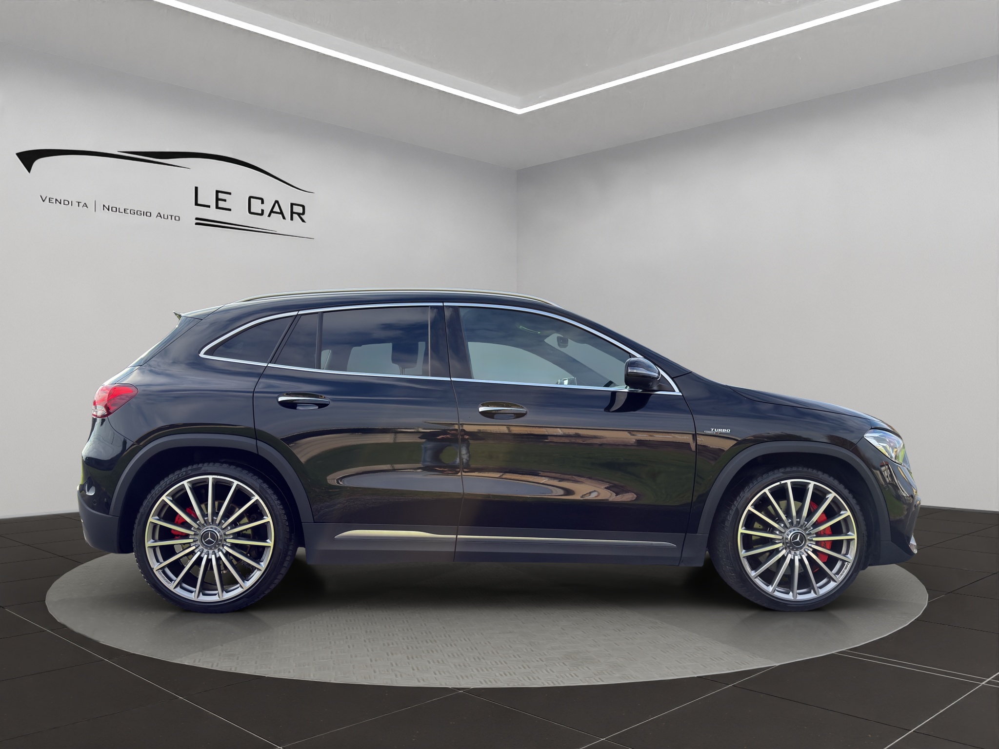 W1N2477541J911390_07