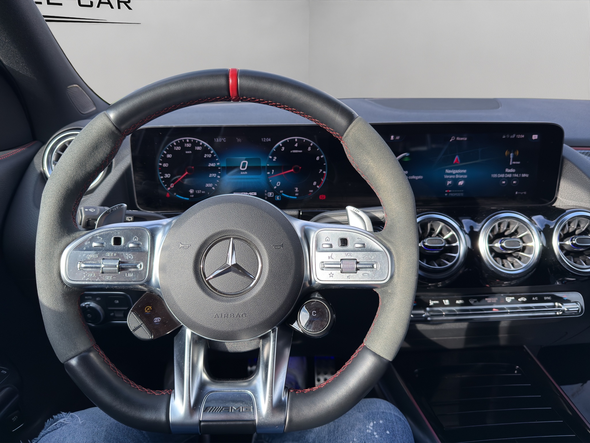 W1N2477541J911390_10 (1)