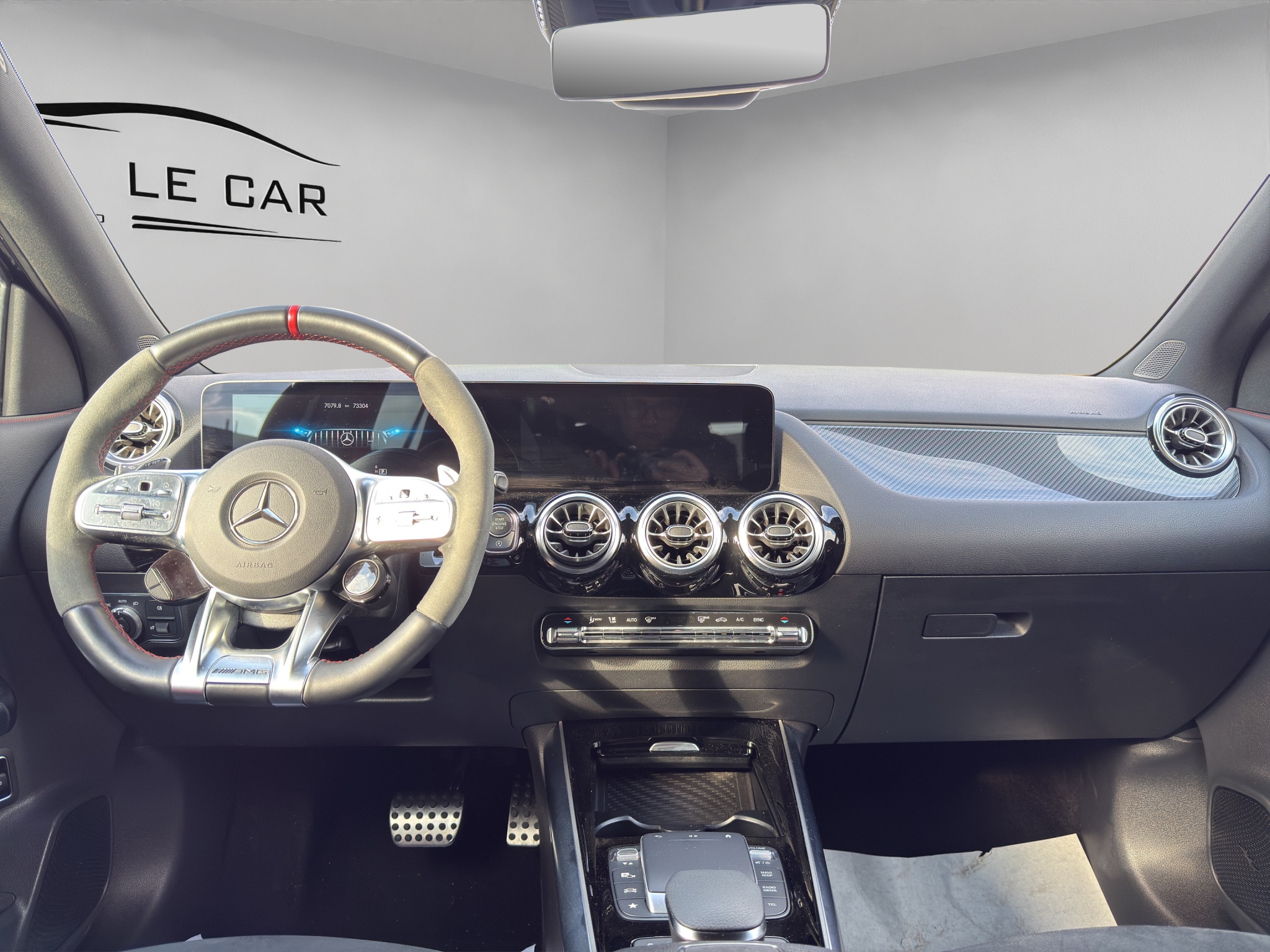 W1N2477541J911390_14