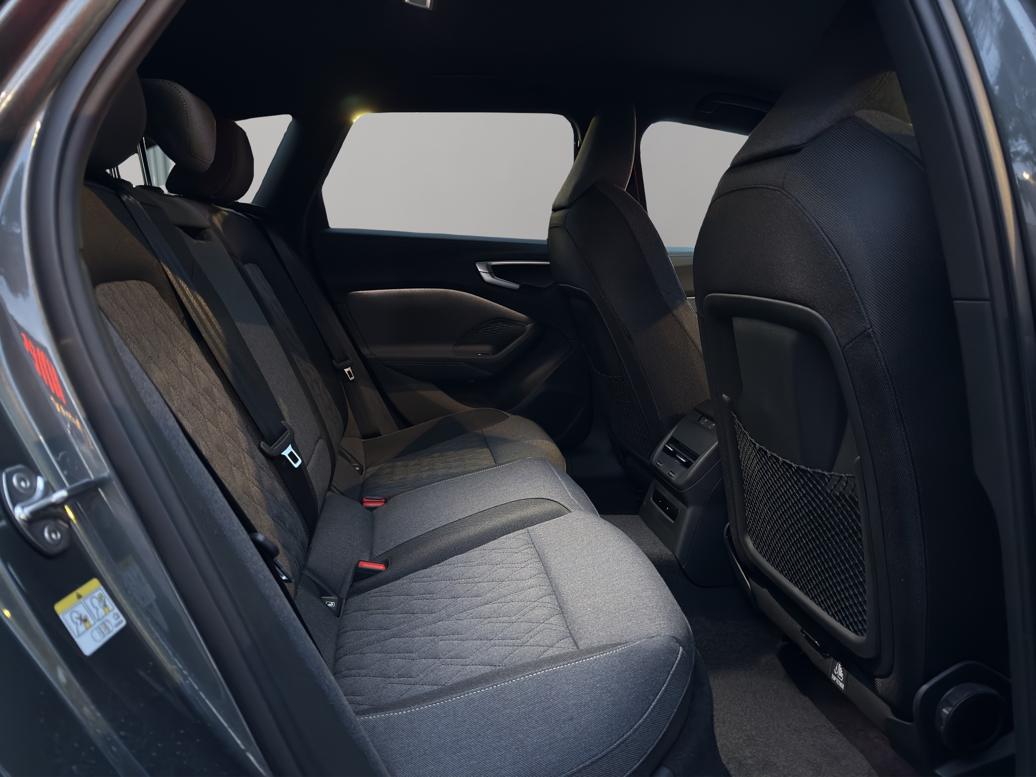 WAUZZZFU2SN091304_19