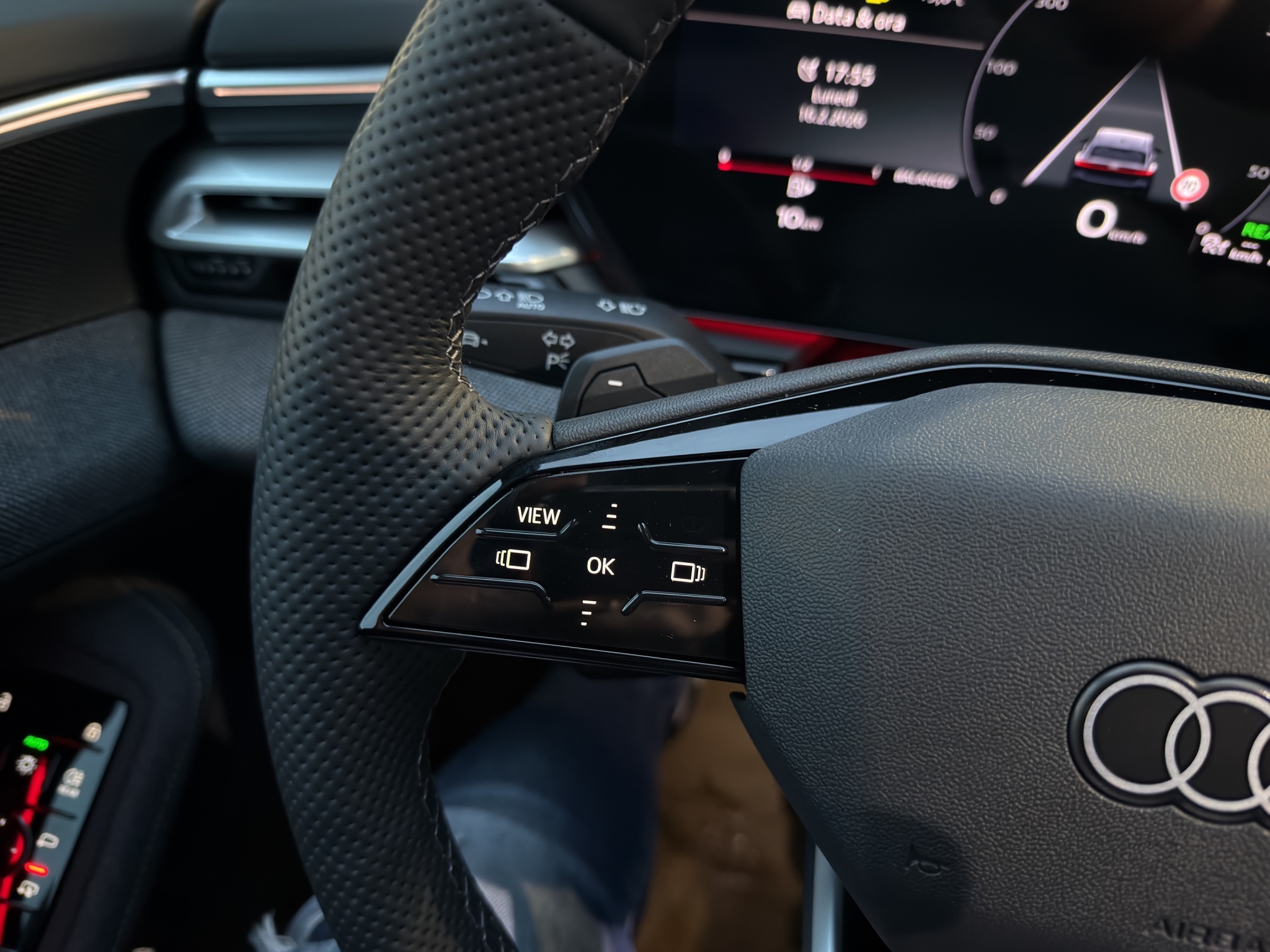 WAUZZZFU2SN091304_25