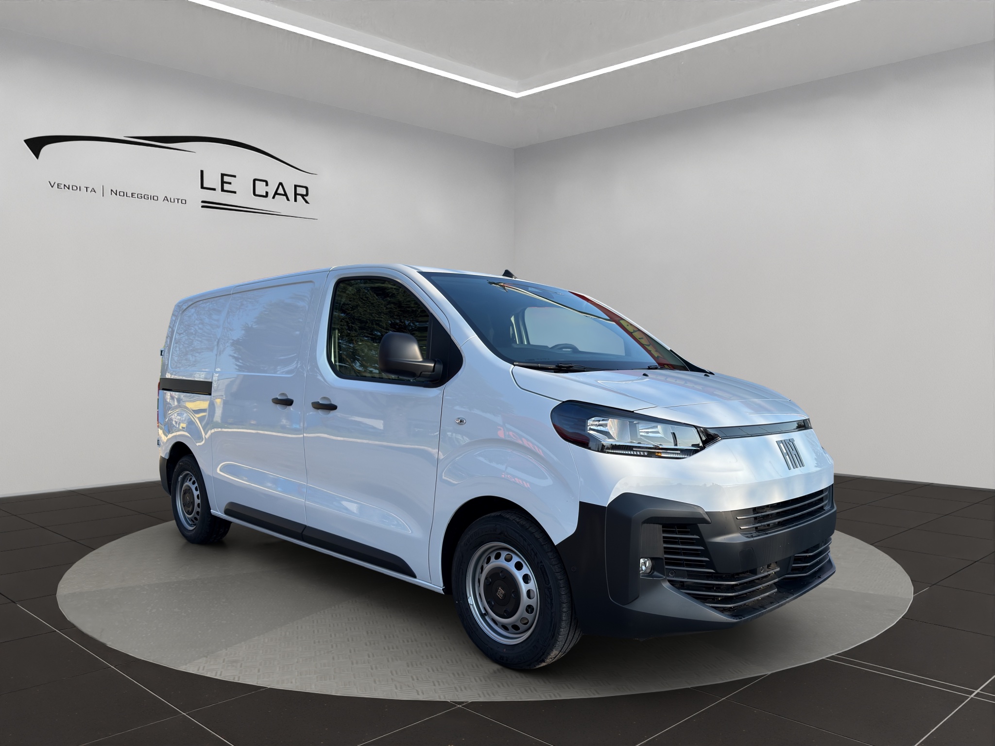 VXFVJYHVZTU370053_08