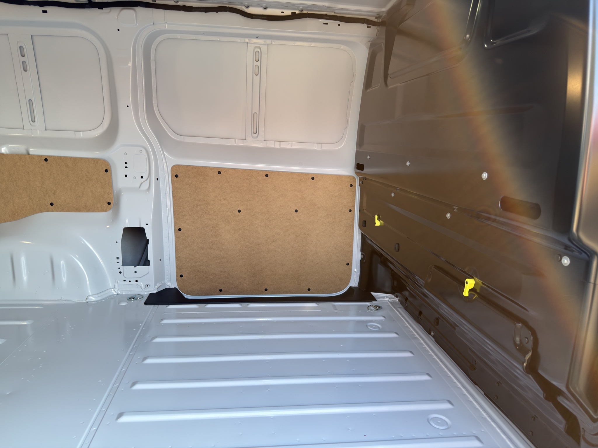 VXFVJYHVZTU370053_19