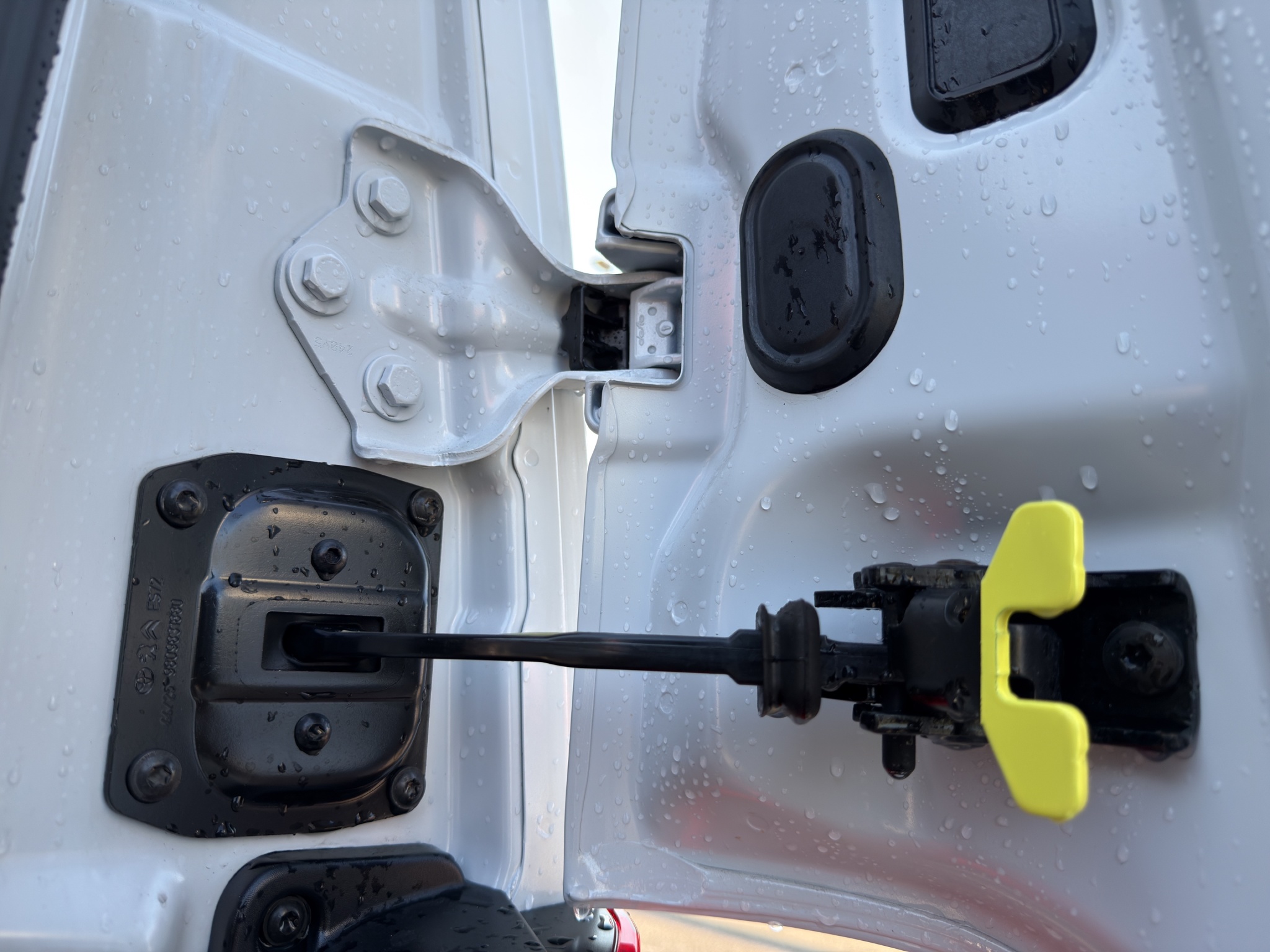 VXFVJYHVZTU370053_21