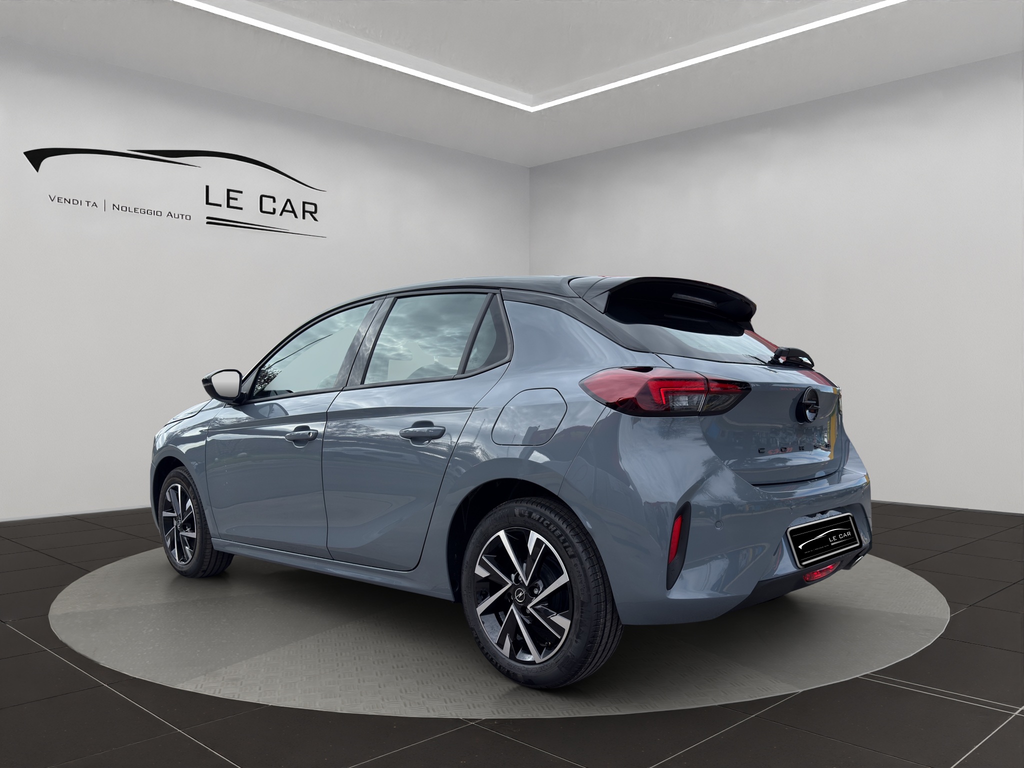 VAKUPHPVXT4037287_04